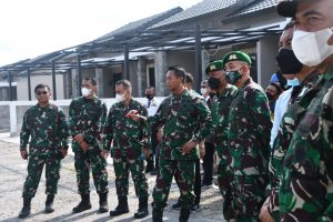 Kunjungi Yonif 511/DY, Kasad Tinjau Perkembangan Pembangunan Rumah Dinas Prajurit