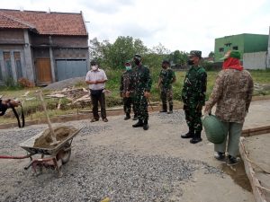 Yakinkan Sesuai Target, Dandim Solo Cek Pelaksanaan KBD Tahap VII Tahun 2021 di Kelurahan Banjarsari