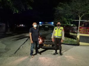 Gelar Patroli Dialogis, Polsek Tambelang Memastikan Keamanan Masyarakat