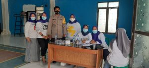 Polsek Tambelang Jalani Vaksinasi Massal AKABRI 1999 Peduli di Desa Sukamantri Demi Mewujudkan 100% Kekebalan Komunal