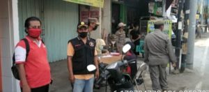 Ops Tibmask Kelurahan Cakung Timur Bersama Babinsa Terapkan Pergub No-3 PPKM Level-1