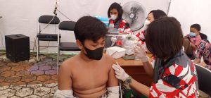 Capaian Target Maksimal Serbuan Vaksinasi, Koramil 01/Jatinegara Kembali Gelar Vaksin Tingkat Kelurahan