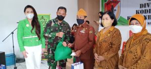 Peringati Hari Pahlawan Kodim 0505/JT Wirasakti Bersama Diva Baksos & Veteran Gelar Baksos