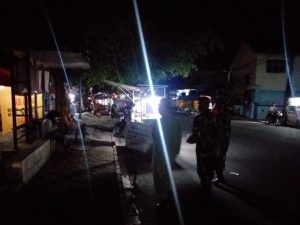 Koramil Sambi Patroli Sasar Pedagang dan Pertokoan