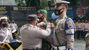 Satu Pleton Anggota Kodim 0728/Wonogiri Ikuti Apel Gelar Pasukan Operasi Zebra Candi 2021 Polres Wonogiri