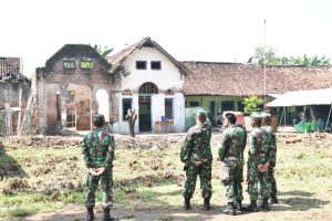 Pemlesteran Secara Simbolis Tandai Renovasi Asrama Kodim Sragen