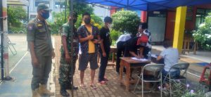 Koramil 02/Matraman Kembali Gelar Serbuan Vaksinasi di RW. 06 Utakara