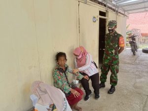Beri Rasa Aman Koramil Juwangi Kawal Vaksinasi