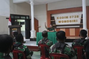 Gelar Jam Komandan, Ini Pesan Letkol Inf Rivan Kepada Segenap Prajuritnya