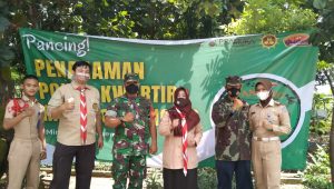 Pancing Kwarran Cilincing Jakarta Utara Tanam Ratusan Pohon Mangrove