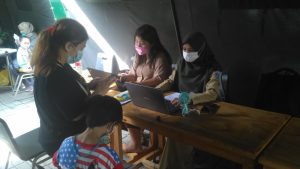 Babinsa Koramil 01/TS, Sertu Asrianto Monitoring Giat Vaksin Anak Usia 6 Tahun Hingga Lansia