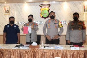 Polisi Berhasil Menangkap Driver Taksi Online Yang Melakukan Penganiayaan Kepada Penumpangnya