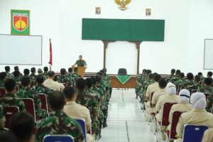 Awali Pelaksanaan Tugas di Tahun Baru, Danrem 071/Wijayakusuma Berikan Jam Komandan