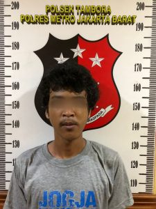 Seorang Kurir Online Shop Kedapatan Bawa Sajam Ditangkap Reskrim Polsek Tambora