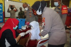 Polresta Bandara Soekarno-Hatta Adakan Vaksinasi Anak Usia 6-11 Tahun di SDN Benda Baru