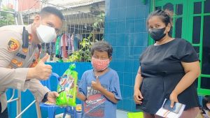 Herd Immunity, Polsek Kalideres Menggelar Vaksinasi Anak Usia 6-11 Tahun Secara Door To Door
