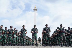 Cek Kesiapsiagaan Prajurit, Kasad Gelar Pasukan di Monas