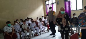 Walaupun Sudah Mencapai Target, Polsek Tambelang Tetap Gelar Vaksinasi Presisi Serentak untuk Anak Usia 6-11 Tahun