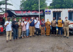 PLT Lurah Jembatan Besi Kecamatan Tambora Jakarta Barat Silaturahmi ke Sesepuh Wilayah