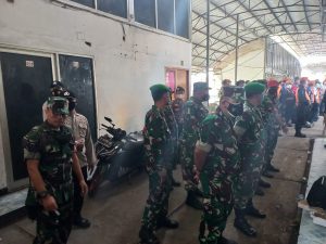Danramil 02/TB Hadiri Apel Bersama Dalam Rangka Penataan dan Penertiban Bangunan Liar