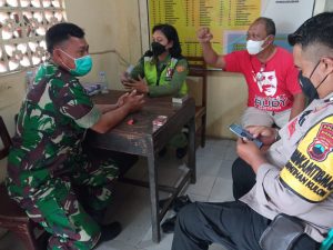 Antisipasi Lonjakan Covid-19, Babinsa Gelar Rapat Terbatas di Wilayah Binaan