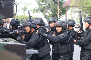 Aksi Heroik Prajurit Yonif Raider 400/BR Bebaskan Sandera Saat Latihan Pertempuran Kota