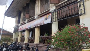 Polsek Palmerah Menggelar Vaksinasi di Gedung Peninggalan Jaman Belanda
