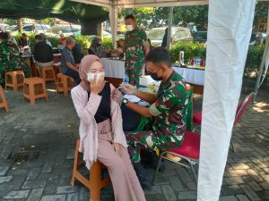 Serbuan Vaksinasi, Kodim 0505/Jakarta Timur Gelar Vaksin di Res Area Tol Jagorawi
