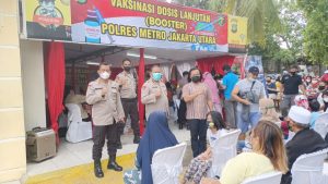 Vaksinasi Dosis Lanjutan (Booster) di Polsek Cilincing