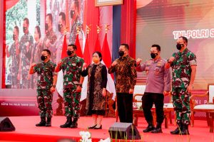 Puan Bangga Ada 2 Jenderal Perempuan Hadiri Rapim TNI-Polri