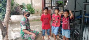 Babinsa Koramil Limo Tanamkan Nilai-nilai Pancasila pada Anak Usia Dini