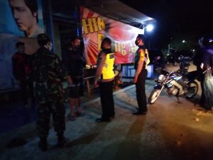 Ingatkan Pentingnya Memakai Masker, Personil TNI-Polri Aktif Sambangi Warga