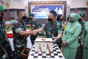 Lima Prajurit Berprestasi Kodam Jaya Dapat Penghargaan Dari Kasad