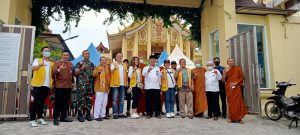 Jum’at Faedah, Tiga Pilar Jakarta Barat di Cengkareng Memberikan Alat bantu Jalan Dan Santunan Anak Yatim