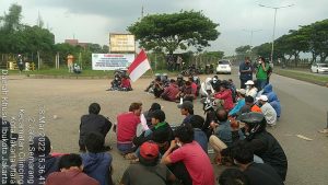 Perhimpunan Buruh TKBM Pelabuhan Marunda Adakan Unjuk Rasa Karena Diduga Ada Penyimpangan Tata Kelola Dan Praktek Koperasi