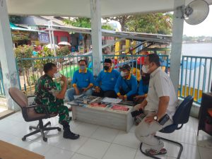 Babinsa Sukmajaya Depok Imbau Warga Patuhi Protokol Kesehatan