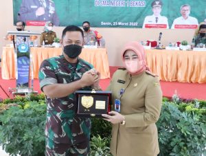 Danrem 051/Wkt Dampingi Pangdam Jaya Kunjungan Kerja Ke SMAN 1 Kota Bekasi