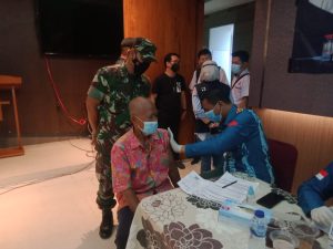 364 Orang Tervaksin Di Serbuan Vaksinasi TNI Kodim 0503/JB Koramil 02/TB