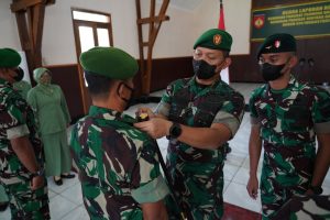 Danrem 074/Warastratama : Jadikan Kenaikan Pangkat Ini Sebagai Wahana Mawas Diri Untuk Meraih Kearifan Sebagai Prajurit Sapta Marga