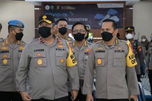 Wakapolda Kalbar Tinjau Langsung Vaksinasi di Fakultas Teknik Universitas Tanjungpura