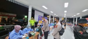 Polda Metro Jaya Berkolaborasi Dengan Polres Bekasi Laksanakan Kegiatan Percepatan Vaksinasi