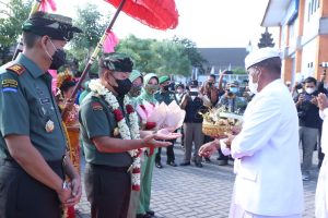 Kunjungi Kompi A Yonif Raider 900/SBW, Kasad Temui Mantan Anak Buah
