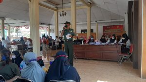 Bantu Kelancaran, Babinsa Selalu Berikan Pendampingan Vaksinasi