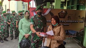 Danrem 071/Wijayakusuma Serahkan Bantuan Tunai BTPKLWN Dari Pemerintah