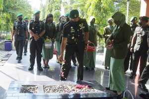 Peringati HUT ke 56, Korem 074/Warastratama Gelar Ziarah Rombongan