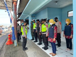 H+2 Lebaran, Petugas Gabungan Koramil, Polse Dan Nakes Ngadirojo Gelar Oprasi Yustisi