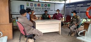 Jalin Sinergitas, Babinsa Komsos Bersama Unsur Kelurahan Duren Sawit