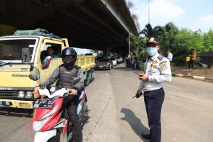 Sudin Perhubungan Jakut Lakukan Pengawasan Pada Enam Titik Jalan Selama Berlangsungnya Perlombaan Formula E