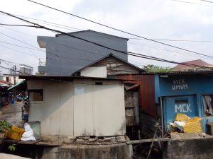 Bertahun-tahun Saluran Air Tidak Berfungsi, Rumah Warga di RT 007 Selalu Kebanjiran Jika Hujan Turun