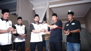 Forkabi DPC Kebon Jeruk Geruduk Rumah Kediaman H. Sarmili.SH